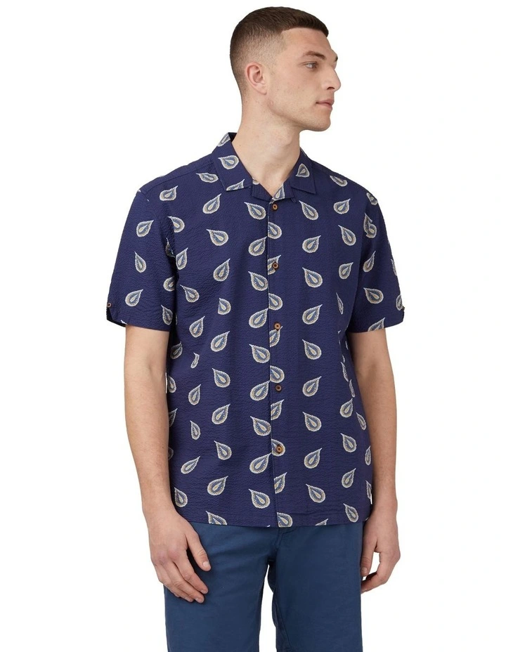 Short Sleeve Seersucker Paisley Print Shirt in Marine
