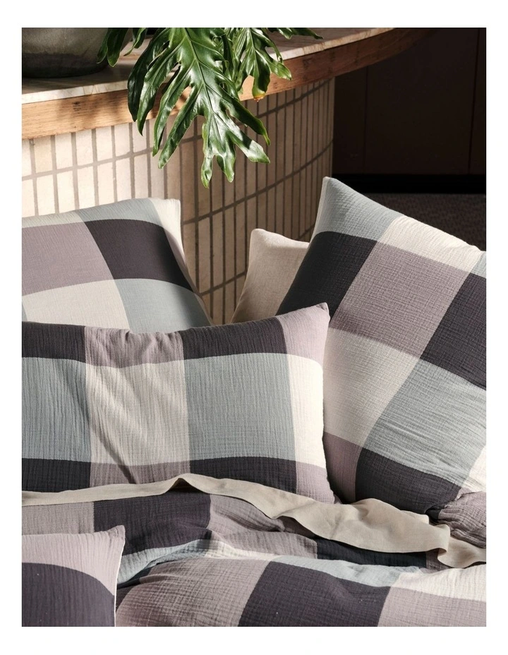 Irvine Quilt Cover Set in Night