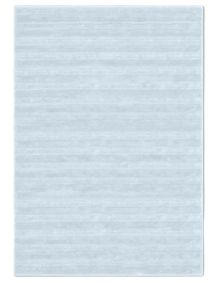 Willow Washable Highland Area Rug in Pale Blue