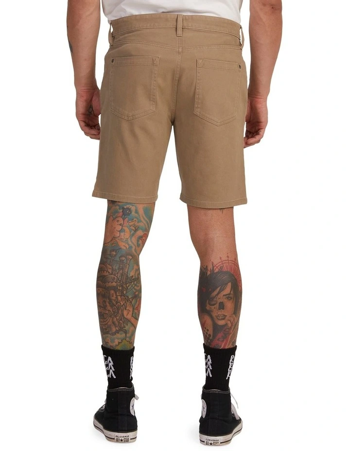 Daggers Twill Shorts in White