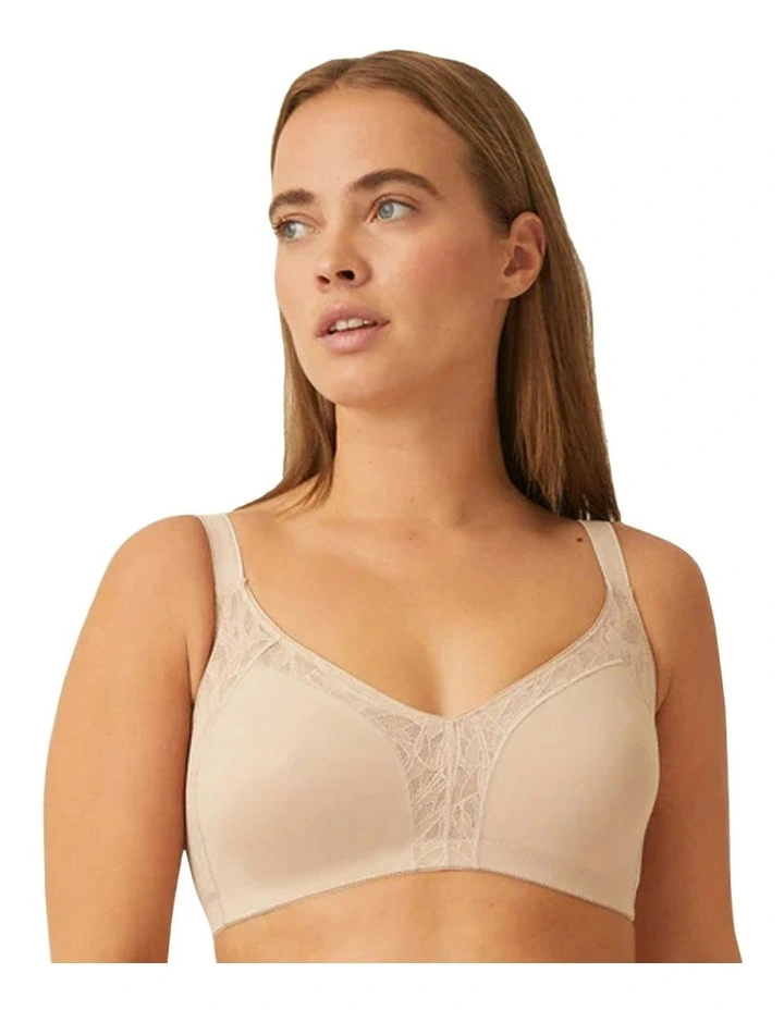 Side Smoothing Minimiser Bra With Lace in Light Beige