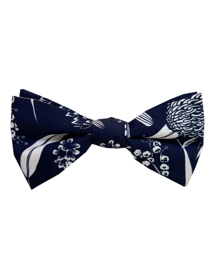 Natives Bow Tie in Navy