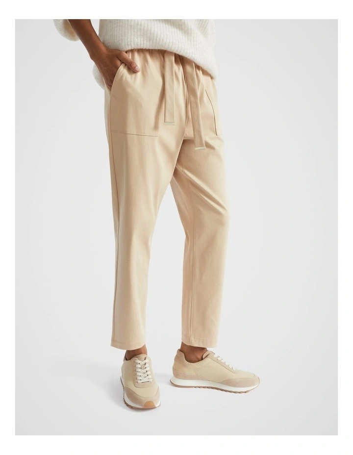 Elasticated Tapered Leg Pant in Champagne Beige