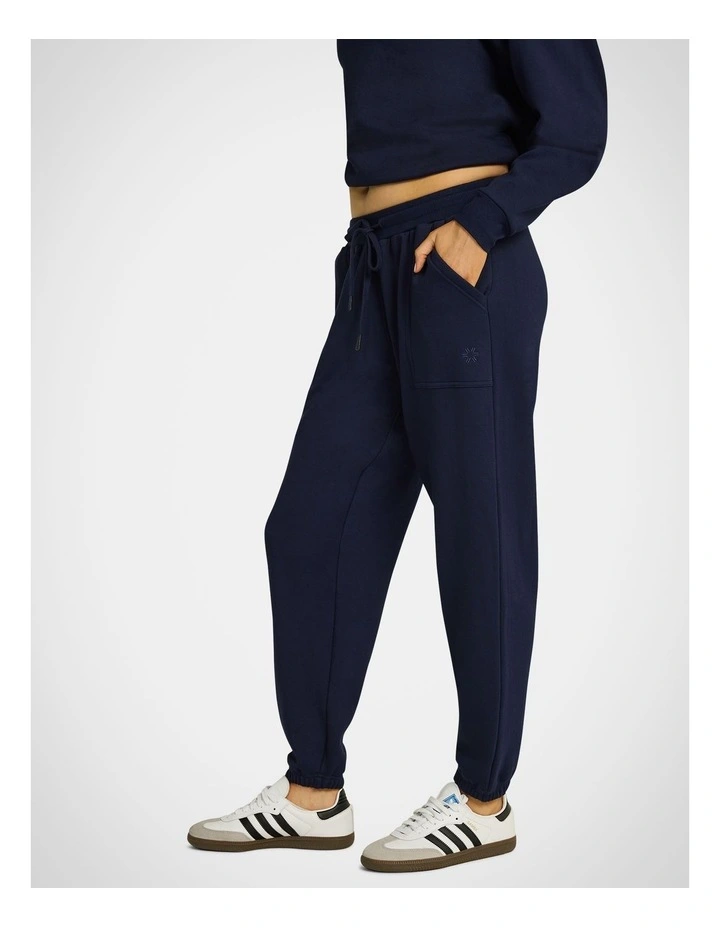 Wind Down Fleece Joggers in French Navy
