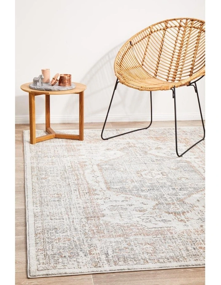 Mayfair Lorissa Rug in Silver