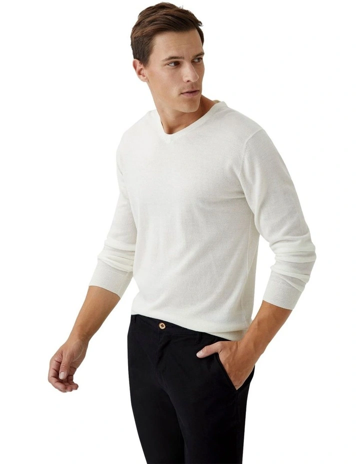 V-Neck Pure Merino Wool Pullover in Winter White