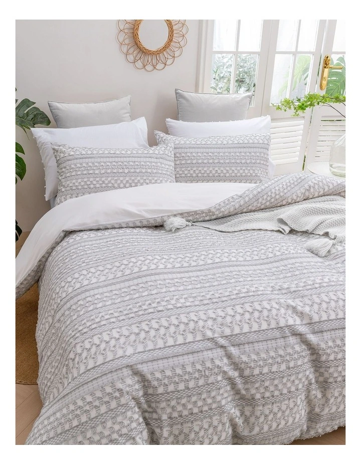 Indiana Eyelash Jacquard Quilt Cover Set in Grey