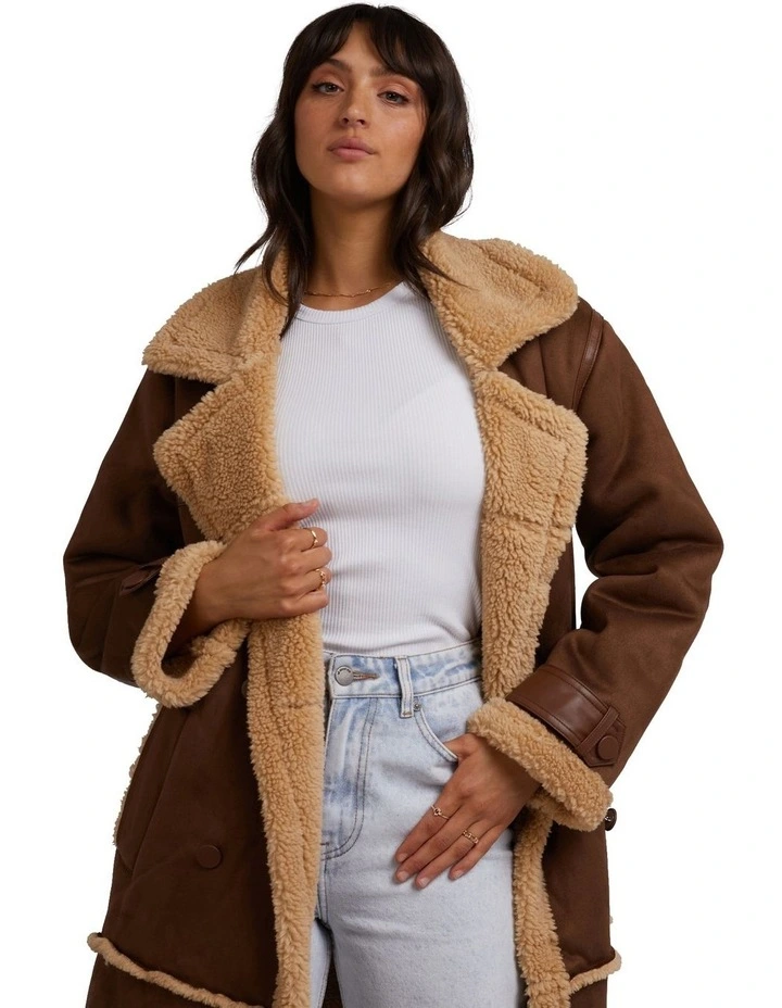 Mia Sherpa Coat in Brown
