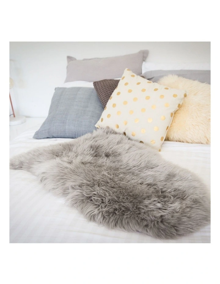 Long Wool Sheepskin Rug Single in Grey