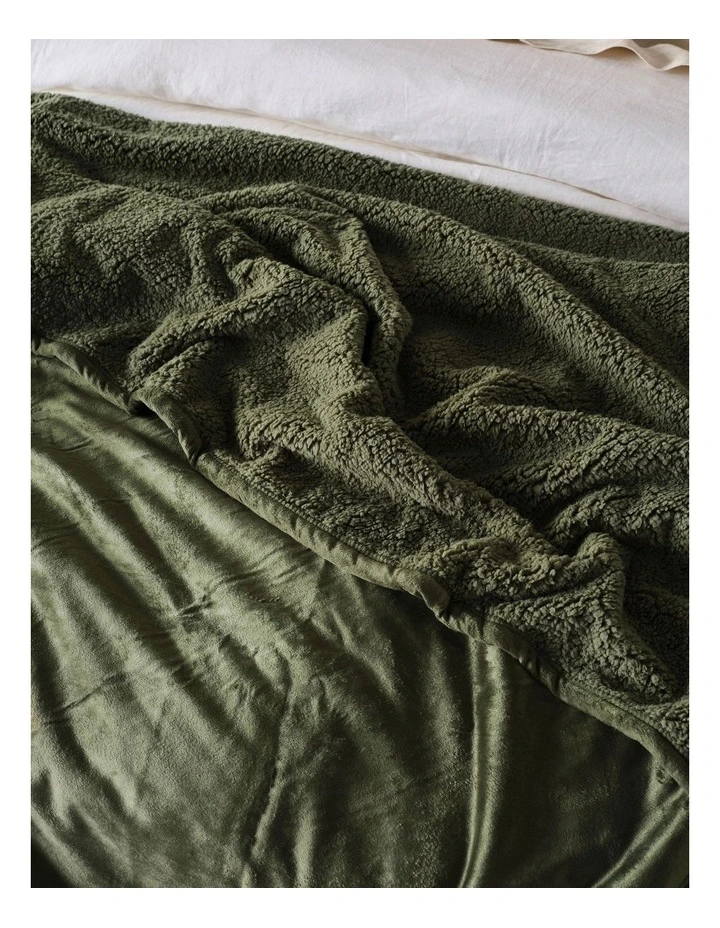 Sena Blanket 160x220cm in Olive
