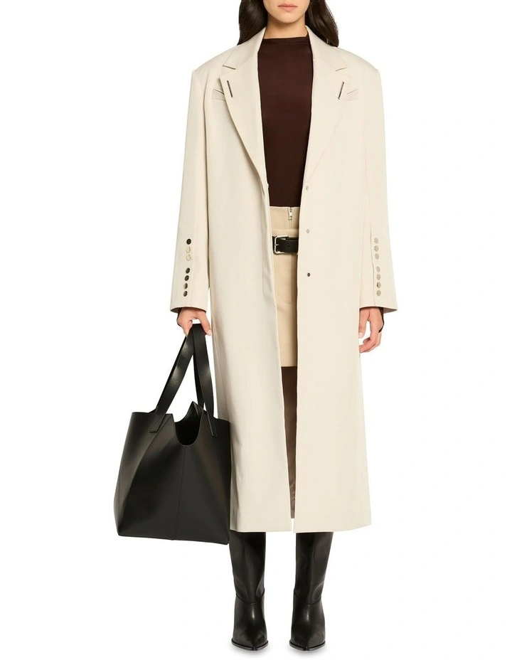 Empty Note Trench Coat in Oyster