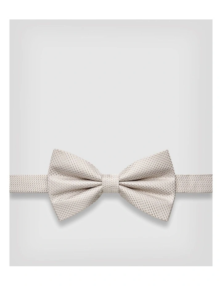 Silk Tonal Texture Bow Tie in Stone