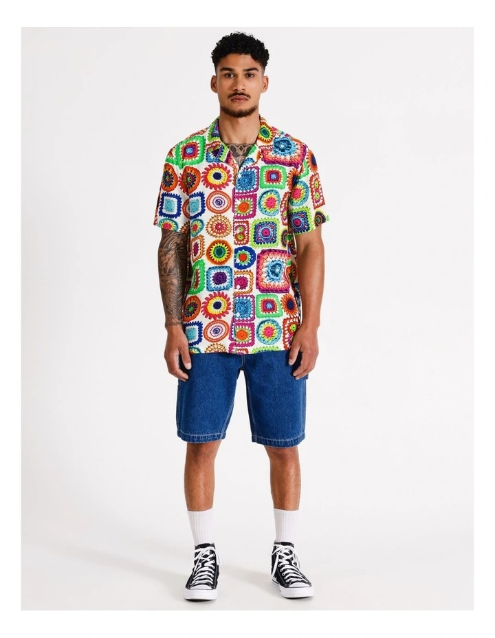 Crochet Print Short Sleeve Rayon Shirt in White