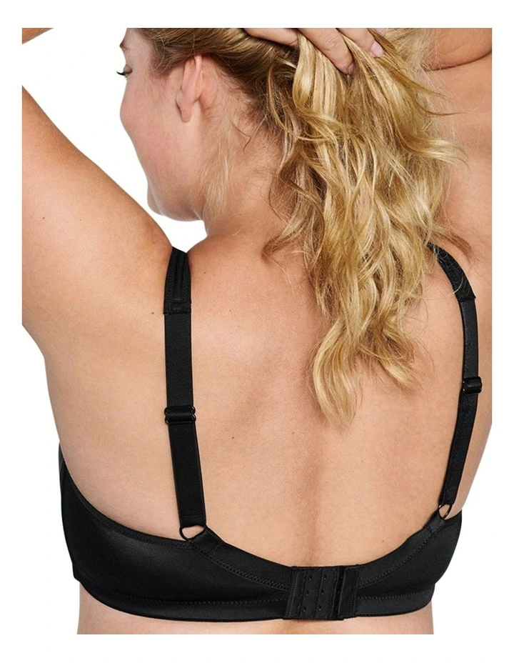 Plus Size Wirefree Bra With Padded Straps in Black