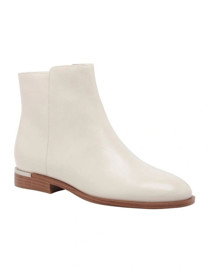 Allara Ankle Boot in Ivory