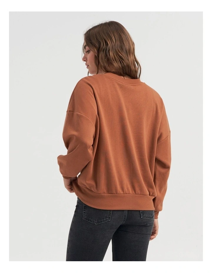 Callie Round Neck Sweatshirt in Brown