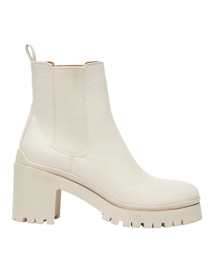 Jakarta Boots In Bone Smooth