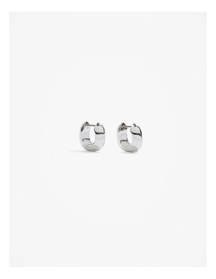 Jada Hoop Earring in Silver