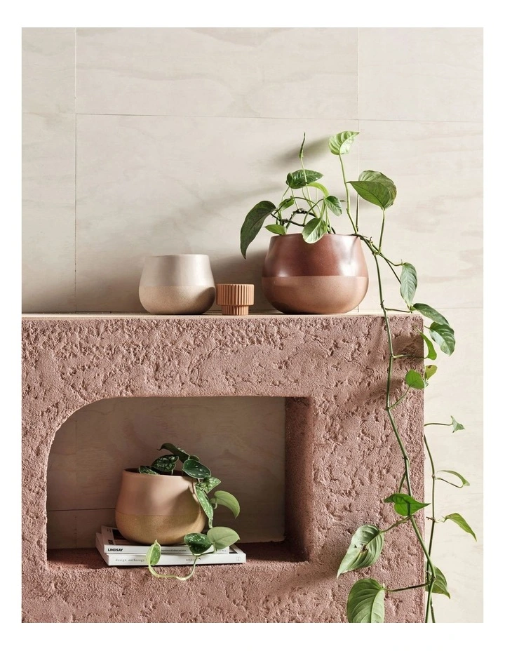 Nakia Planter Pot 18cm In Desert Sand