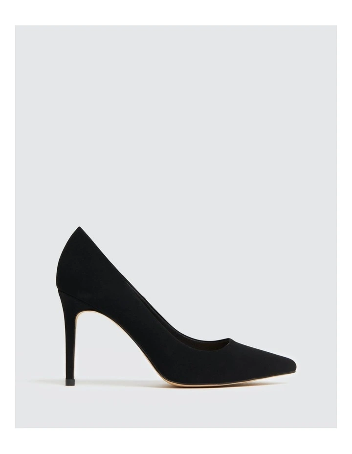 Impossible Pumps in Black