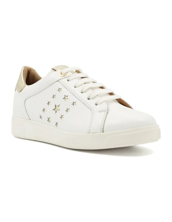 Elderflowers Sneakers in White