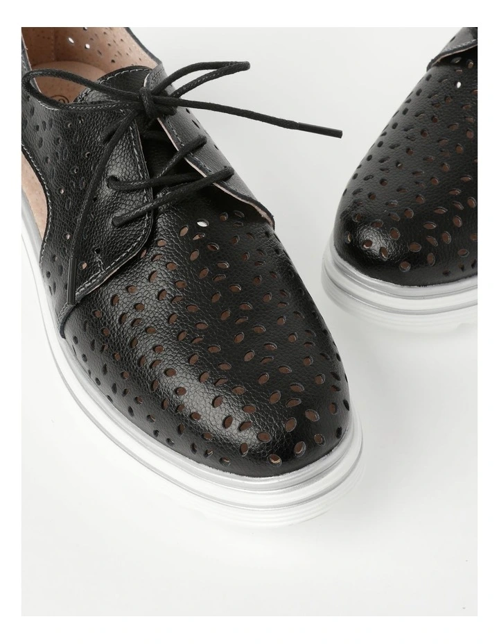 Cabana Flat Shoes In Black