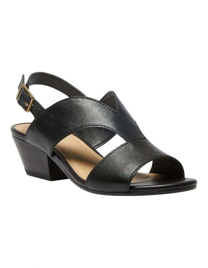 Valetta Sandals in Black Leather