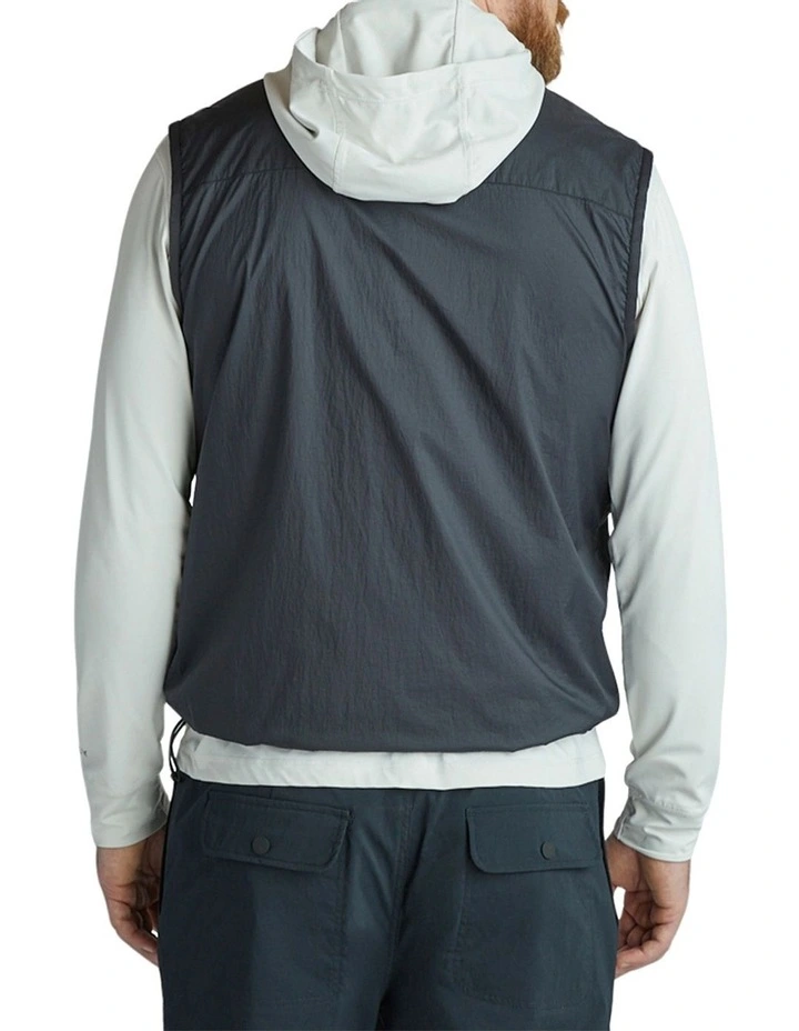 Lightweight Traverse Vest in Black