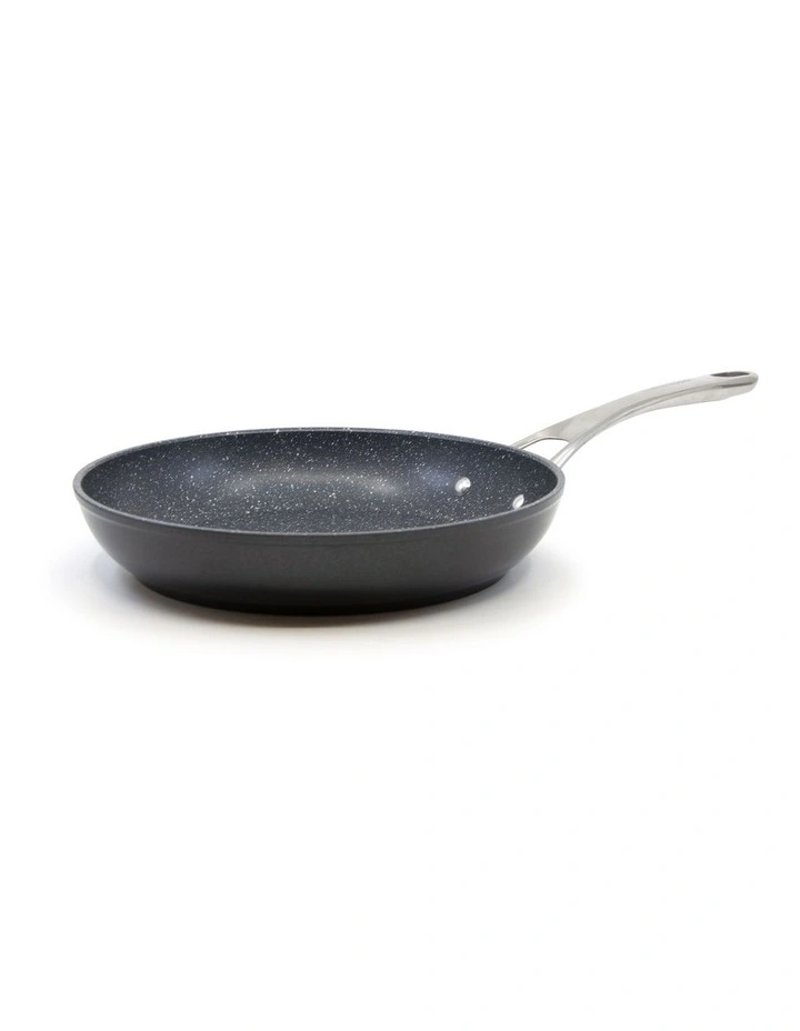 Tan-Ium Fry Pan 24cm in Black