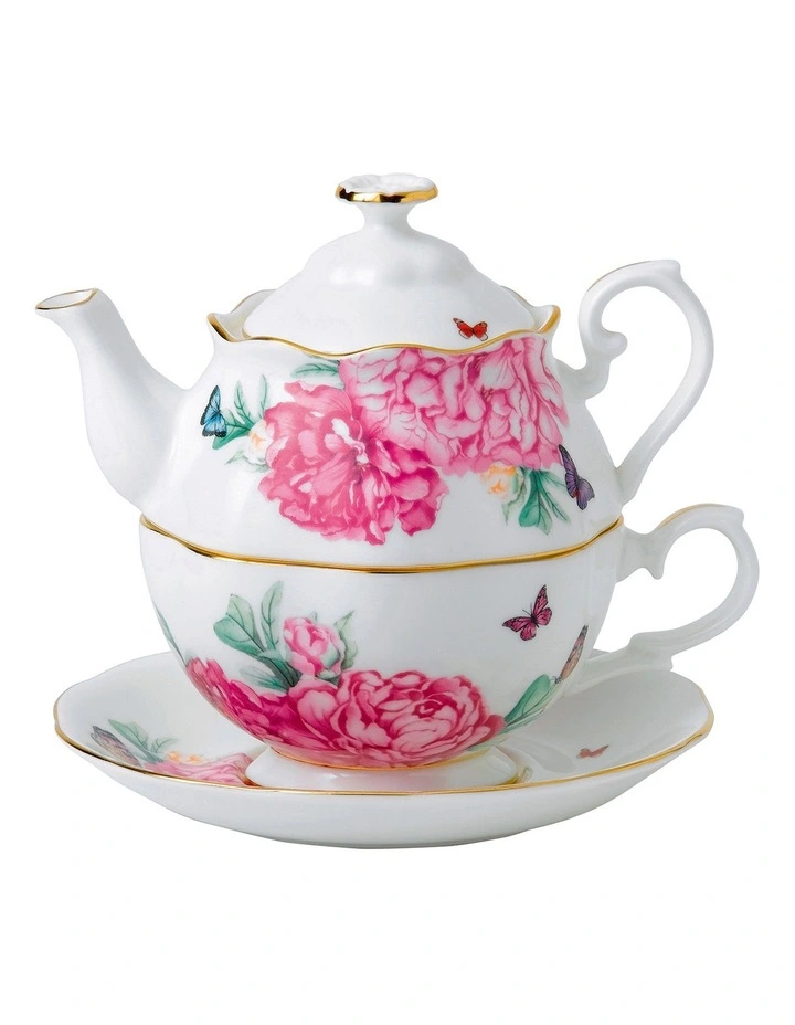 Miranda Kerr Tea For One
