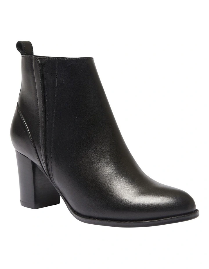 Geronimo Black Glove Boots