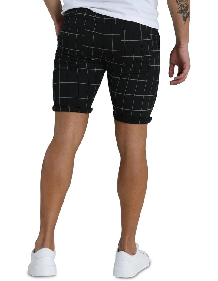 Hereford Checkered Short in Black/White
