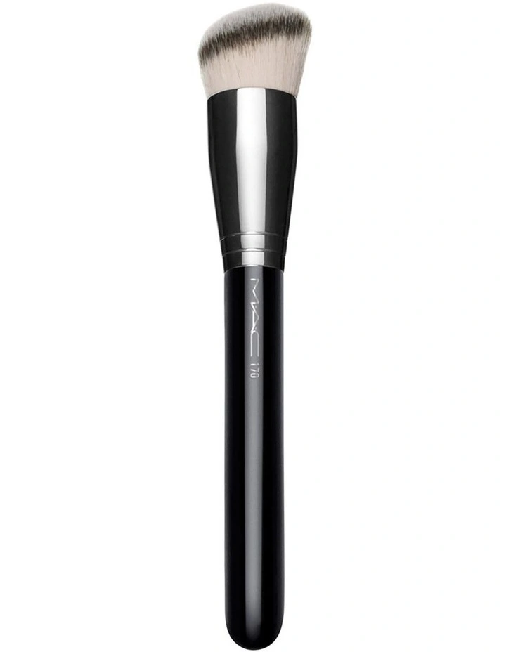Synthetic Rounded Slant Brush in Black