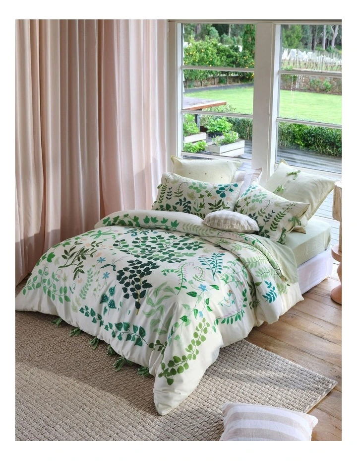 Lilly Quilt Cover Set in Vanilla