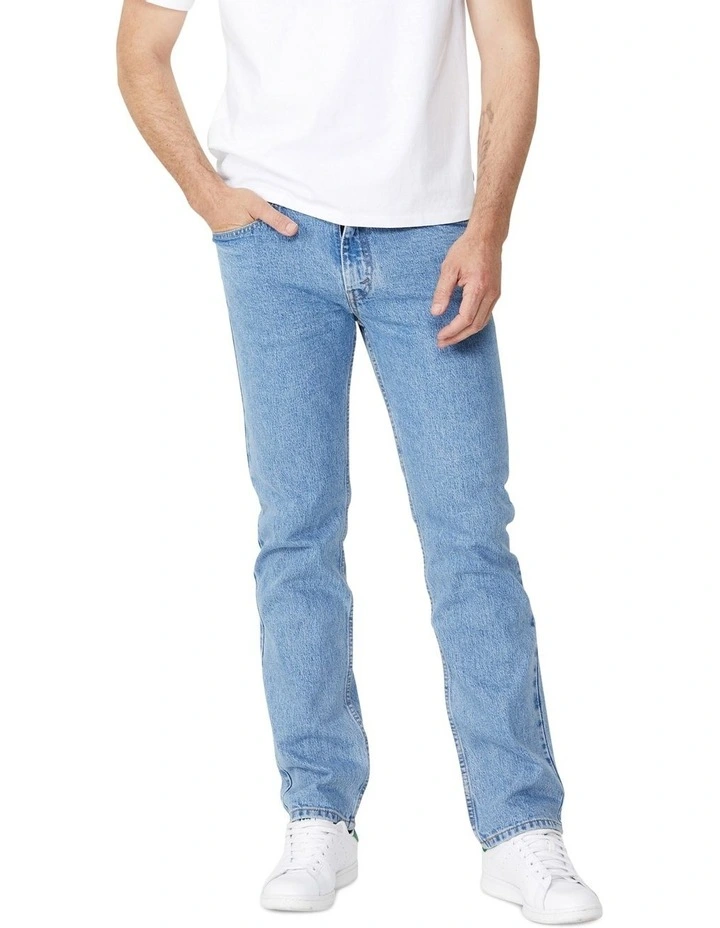516 Slim Straight Jeans in Blue