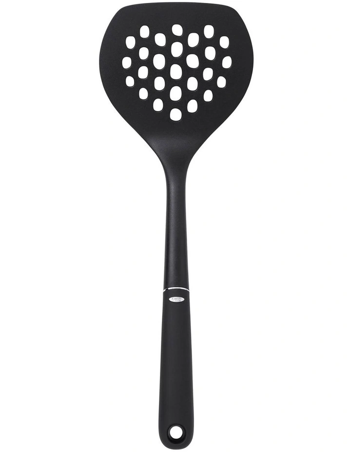 Round Turner in Black