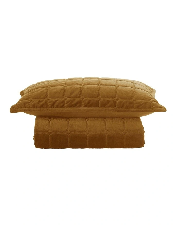 Meeka Coverlet Set in Chestnut