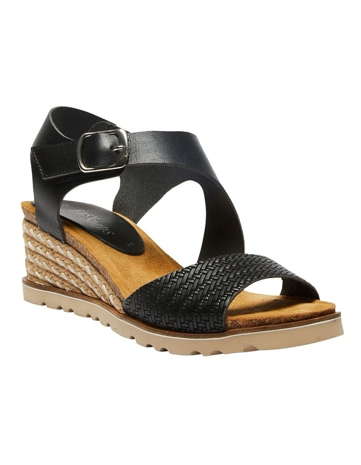 Theo Sandals in Black Leather
