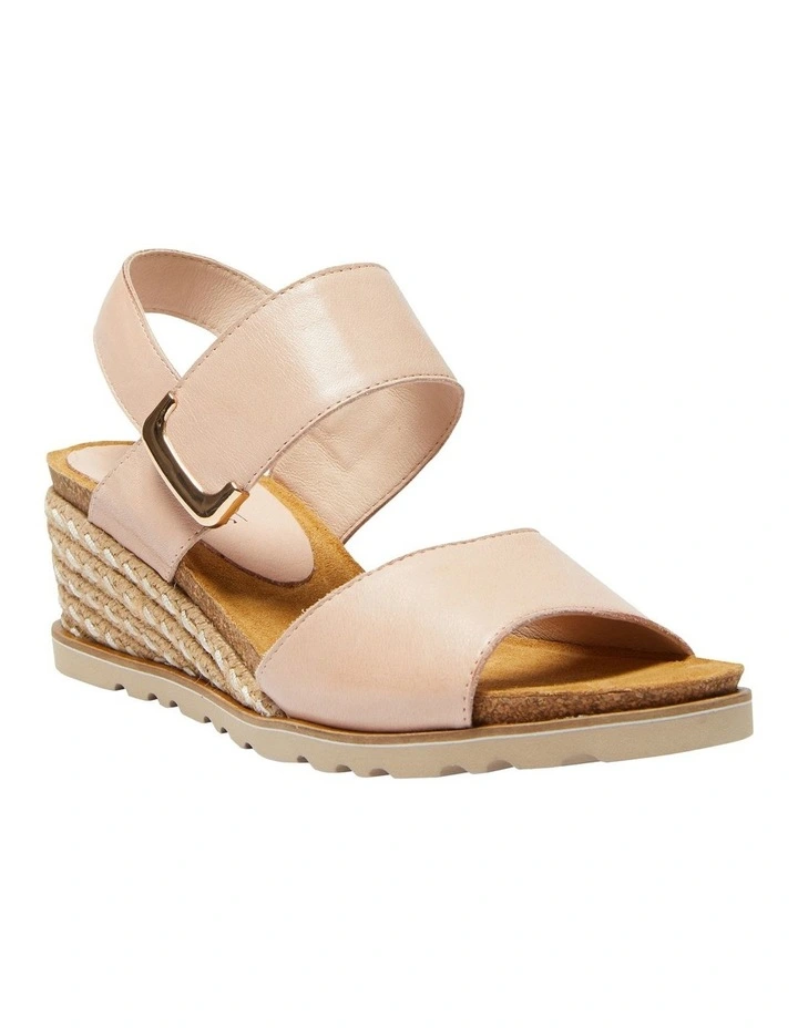 Terrace Sandals in Blush Leather
