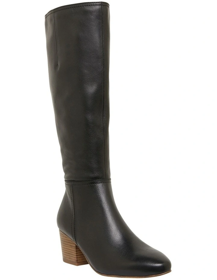 Drake Boots in Black Leather
