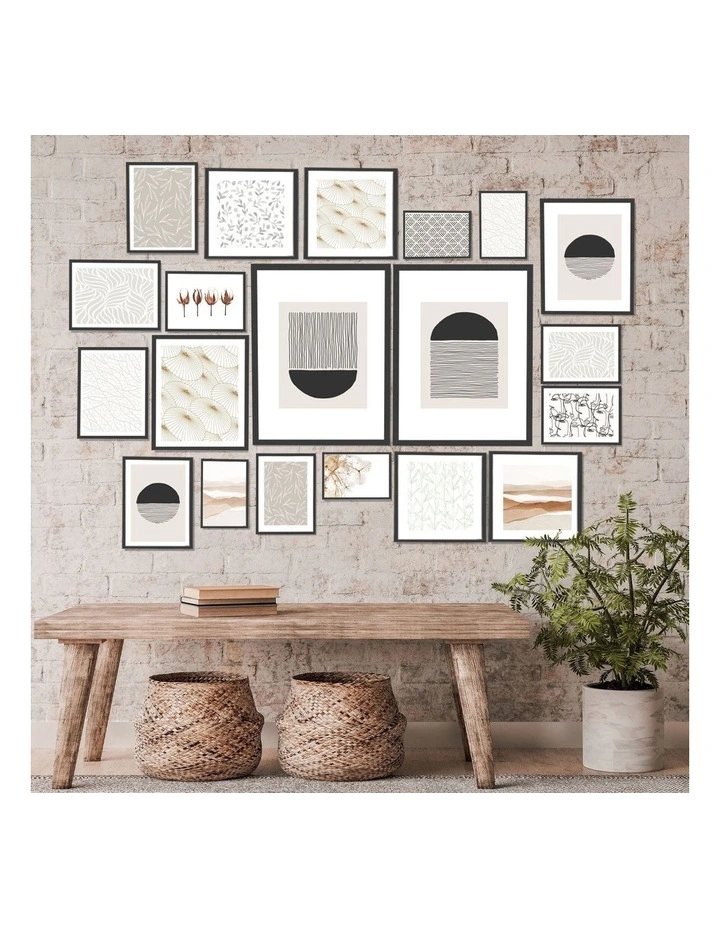 Instant Gallery Wall 20 Piece Frame Set in Black