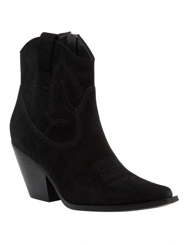 Nallas Western Cowboy Boot in Black