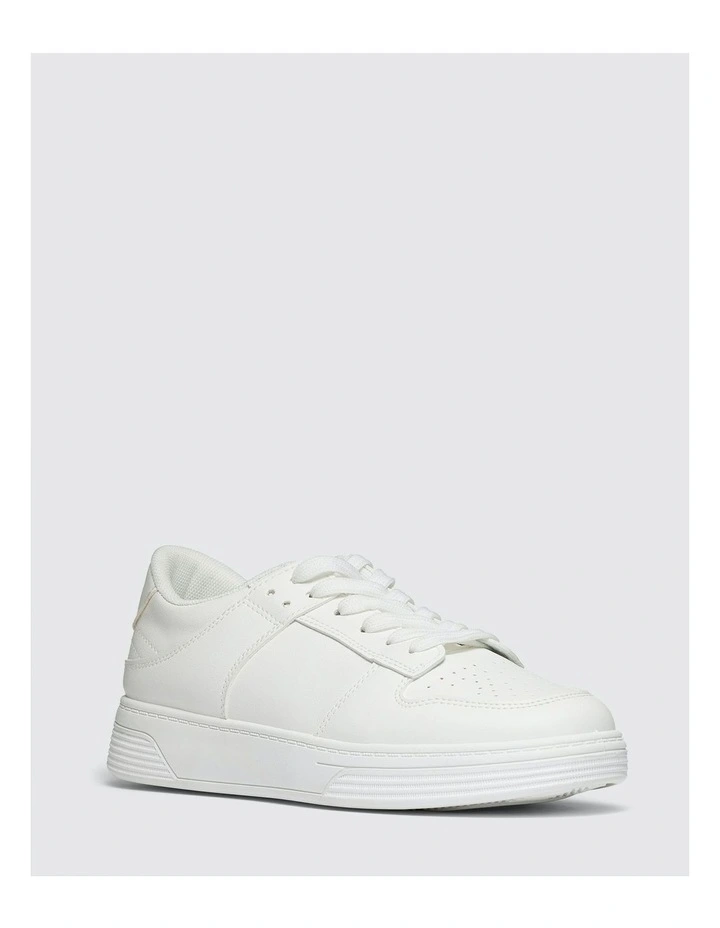 Crema Shoes in White