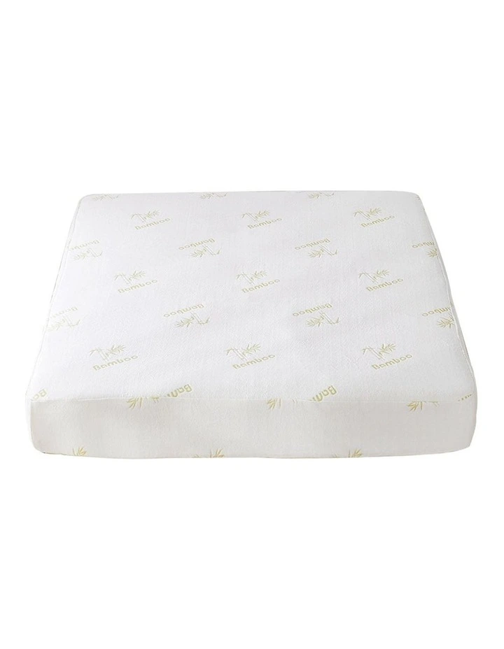 King Hypoallergenic Mattress Cover in White