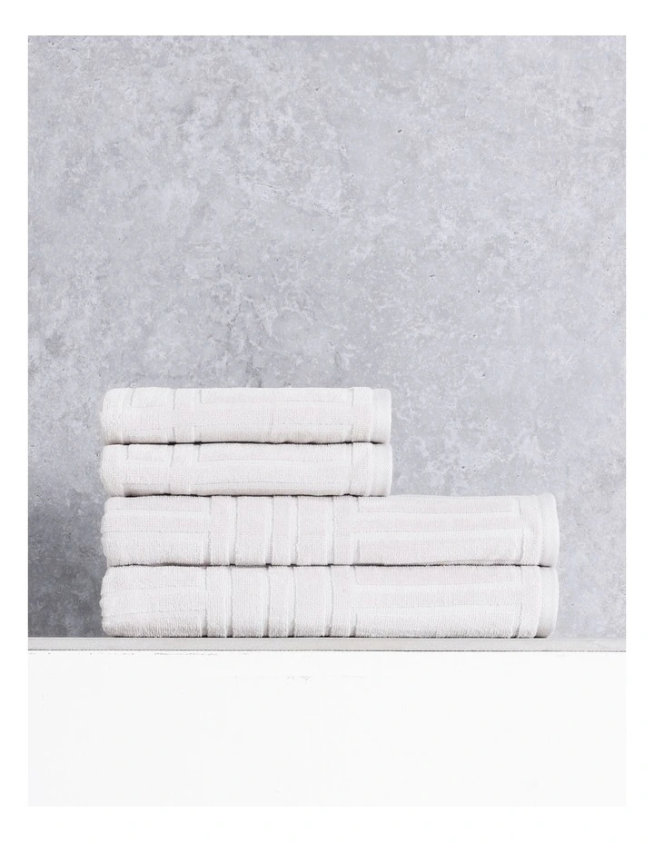 Essentials Geo Spa Pack 4 Pack in Silver