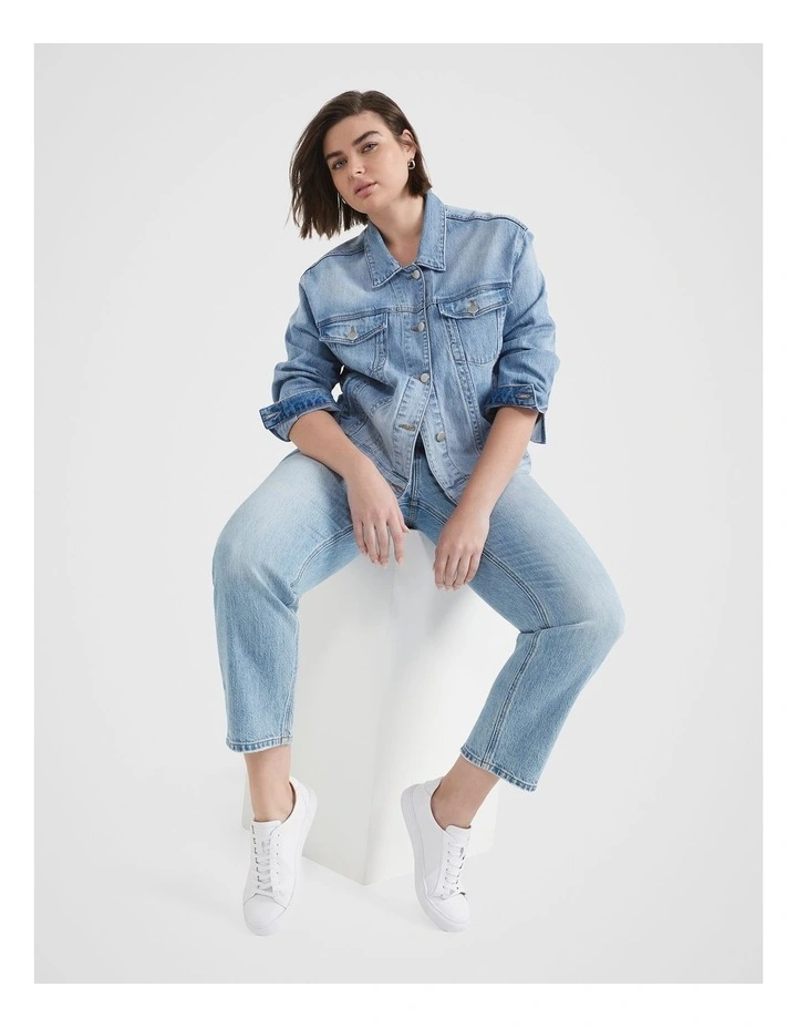 The Mid Rise Slim Jean in Mid Vintage Wash