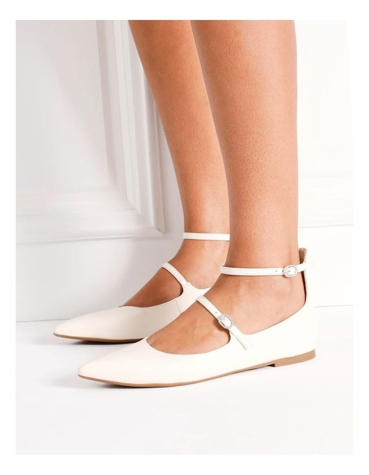 Emma Flat Shoes in Bone Patent