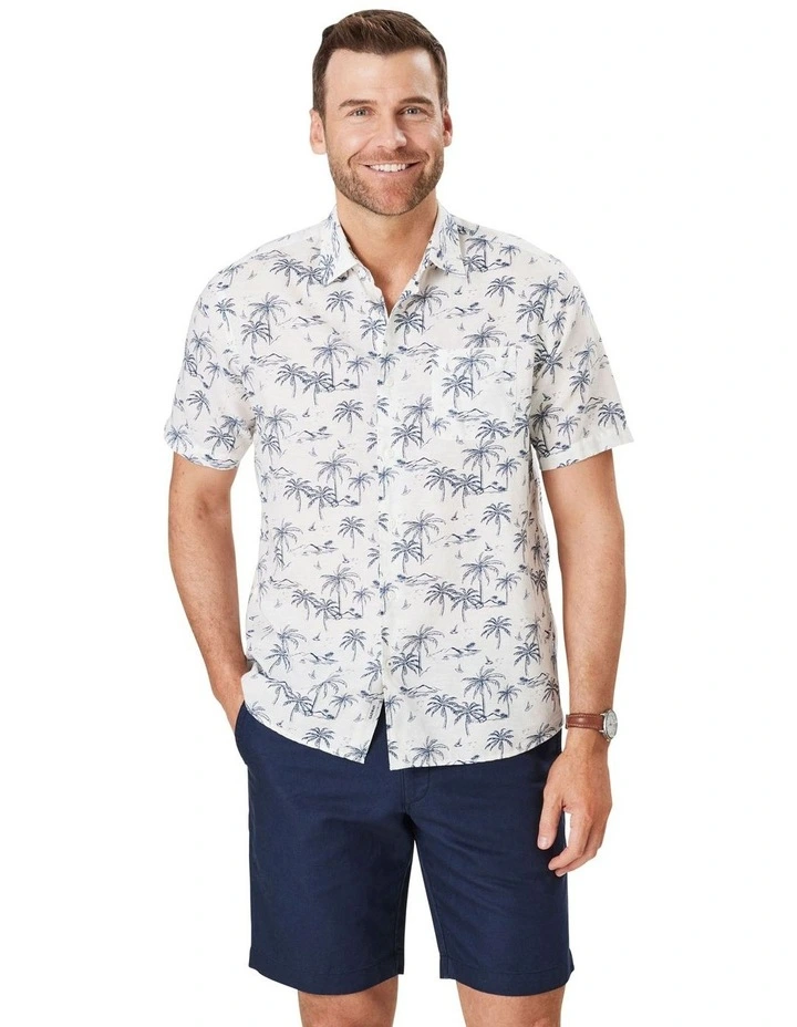 Linen Blend Island Print Short Sleeve Shirt in White