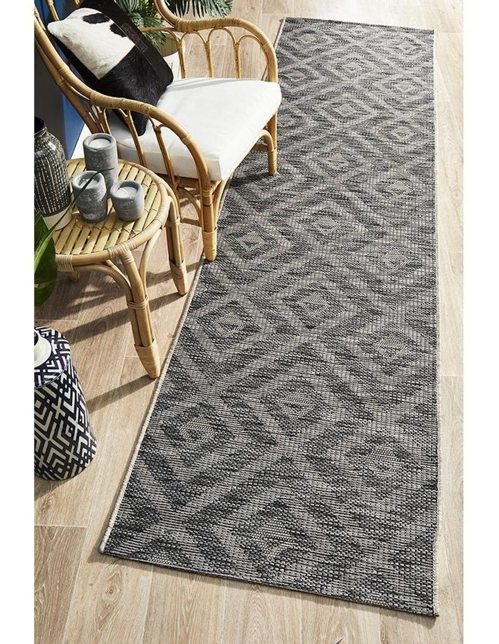 Terrace Rug 5504 in Grey