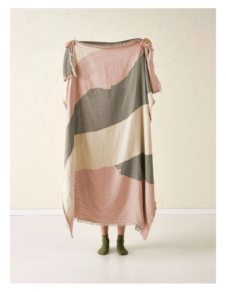 Bay Throw in Gauva